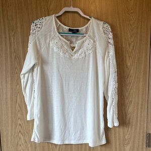 Suzanne Betro Ivory Lace Detail Blouse